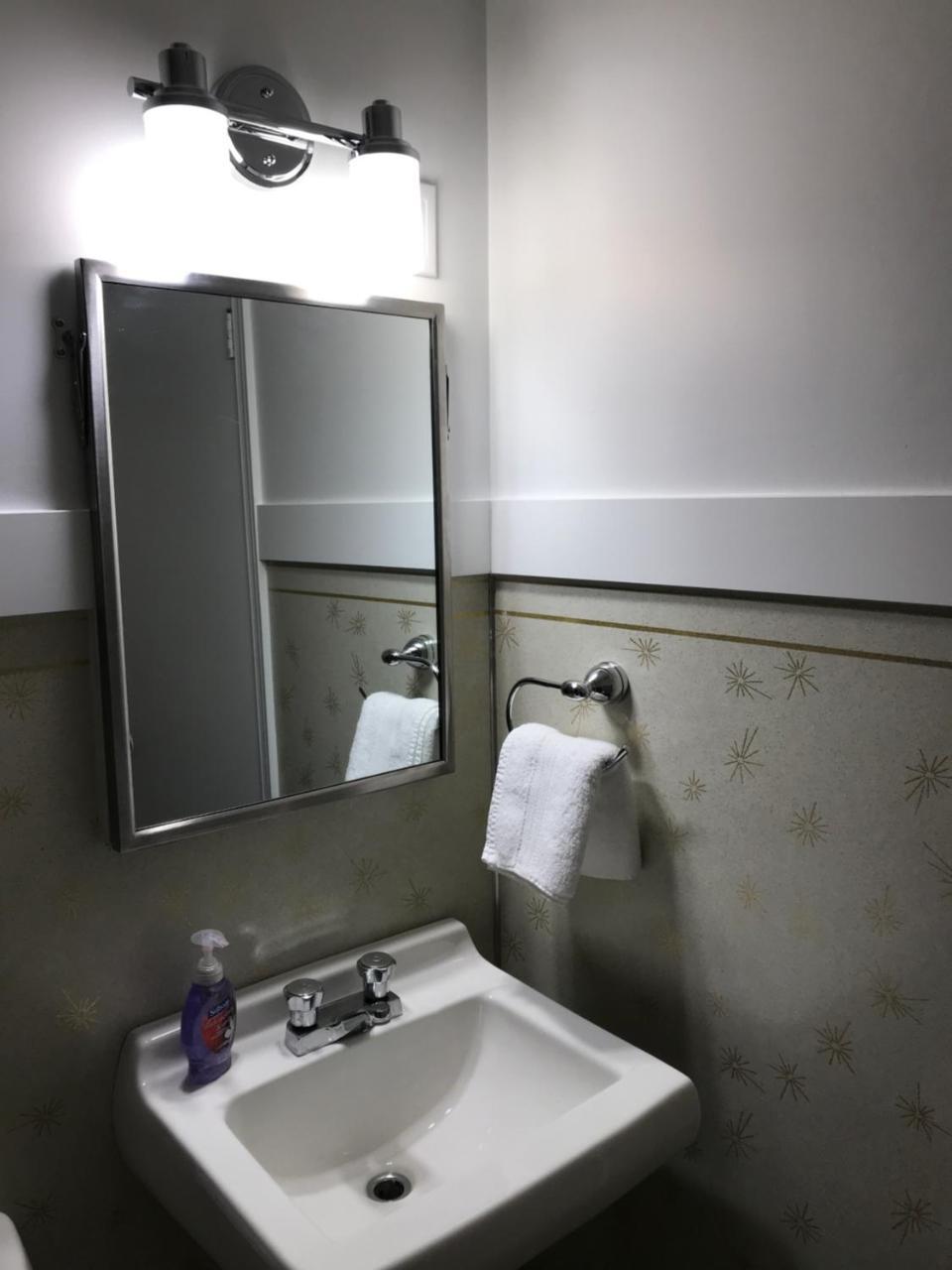 Oreland Motel Flin Flon Zewnętrze zdjęcie